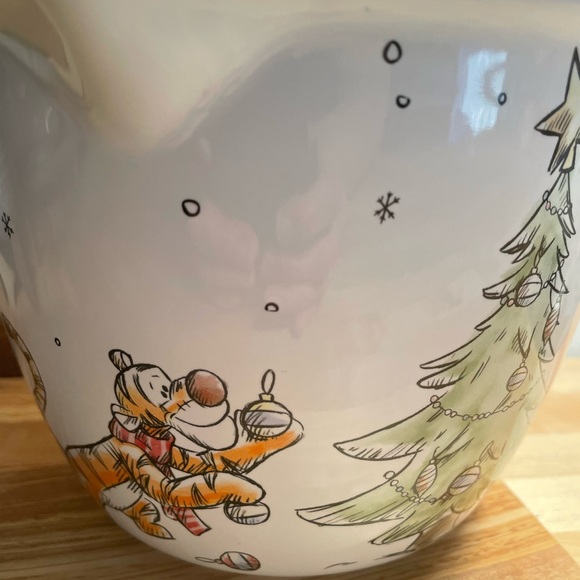 NWOT Disney Winnie the Pooh Holiday Ceramic Mixing Bowl - Picture 12 of 12